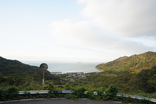 山の神展望台から眺める茂浦地区